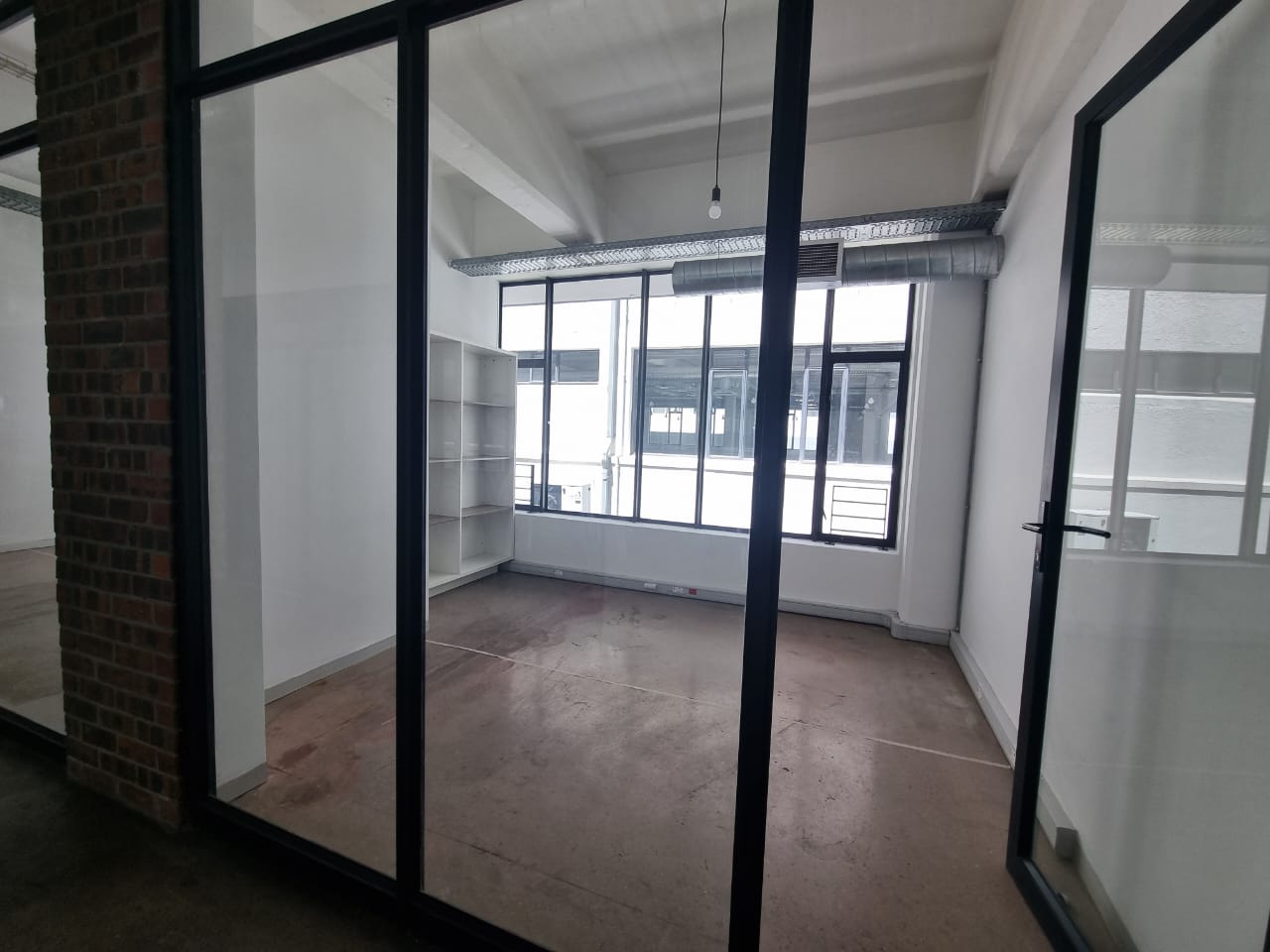 To Let commercial Property for Rent in Salt River Western Cape